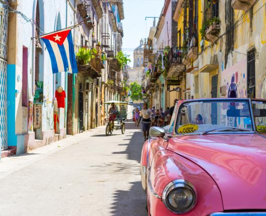 Paseo en coches antiguos La Habana